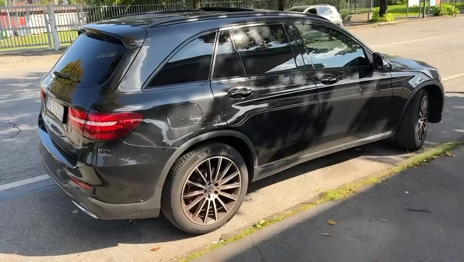 Mercedes-Benz GLC 250 250D AMG line 4matic - изображение 2