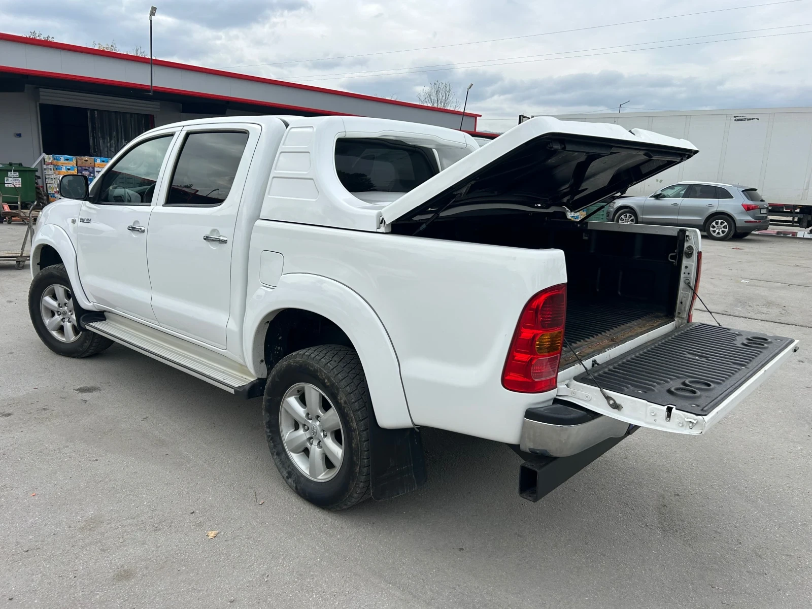 Toyota Hilux 3.0 D4D - изображение 6