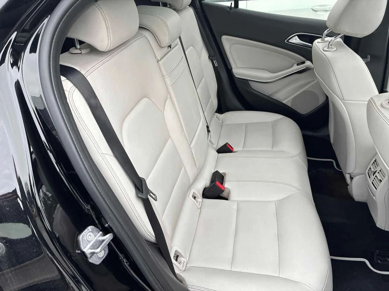 Mercedes-Benz GLA 250 * ��������* �������* KEYLESS*  | Mobile.bg � ����������� 17