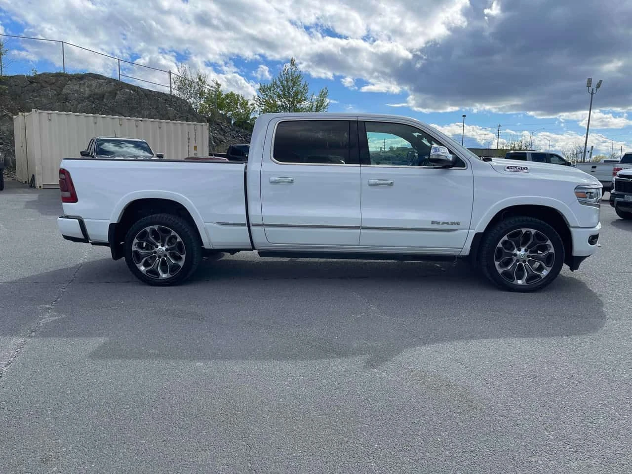 Dodge RAM 1500 Limited/360/DIS/Harman Kardon / АВТОКРЕДИТ, снимка 3 - Автомобили и джипове - 54748232