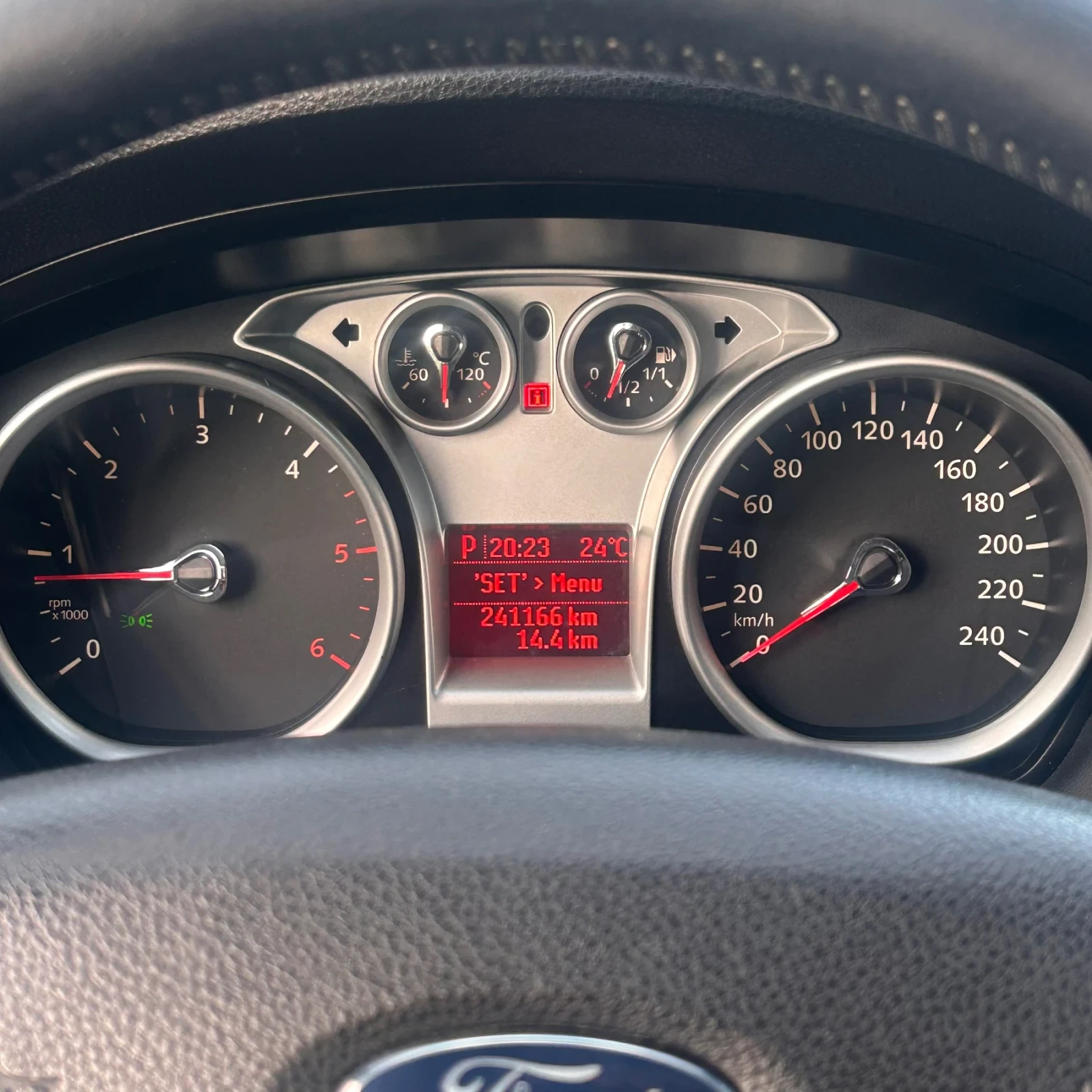 Ford Kuga, снимка 7 - Автомобили и джипове - 54961301