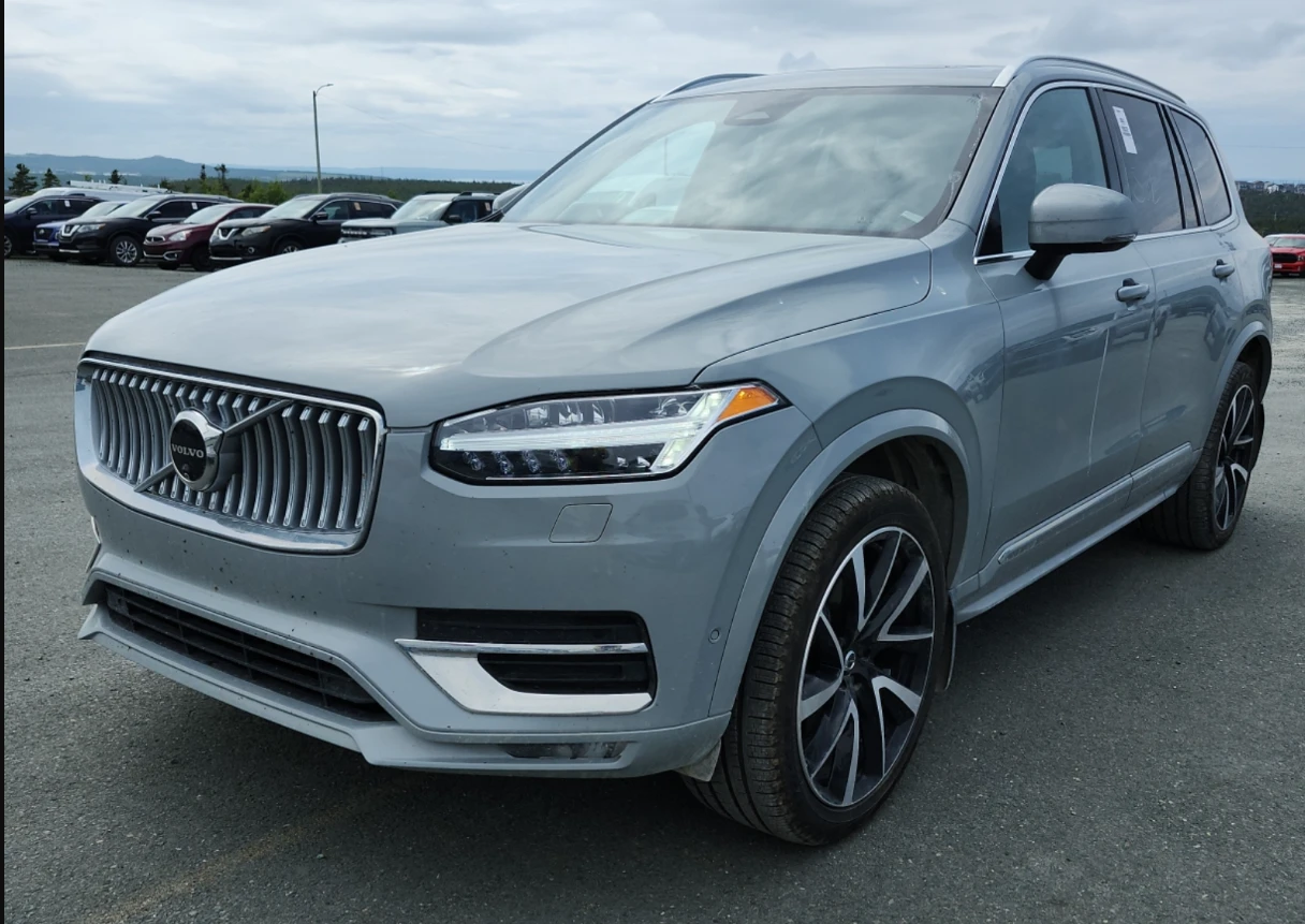 Volvo Xc90 * B6 Mild Hybrid* PLUS BRIGHT THEME* Pilot assist*