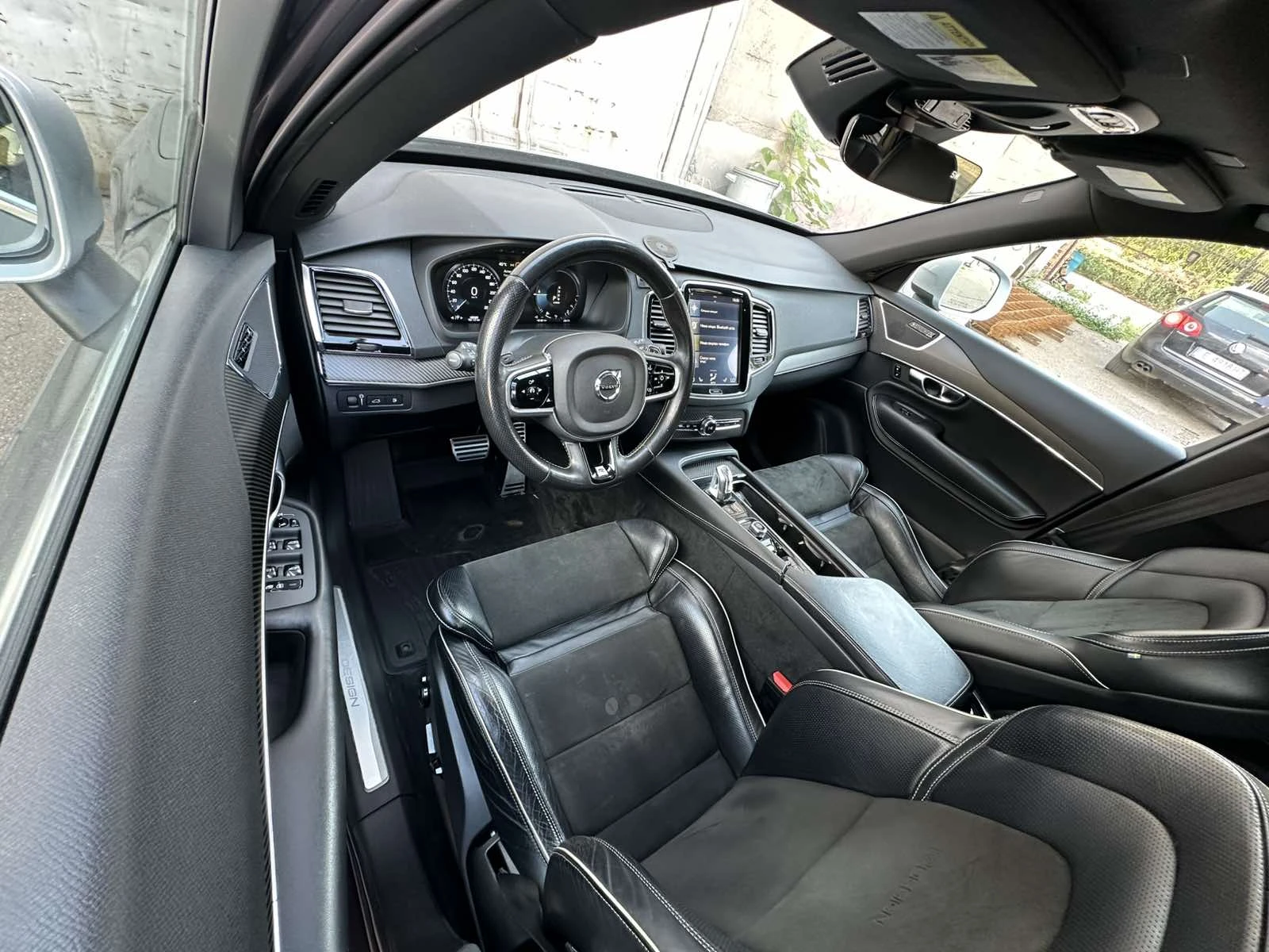 Volvo Xc90 T8 R-Design Plug in Hybrid, снимка 8 - Автомобили и джипове - 55568079