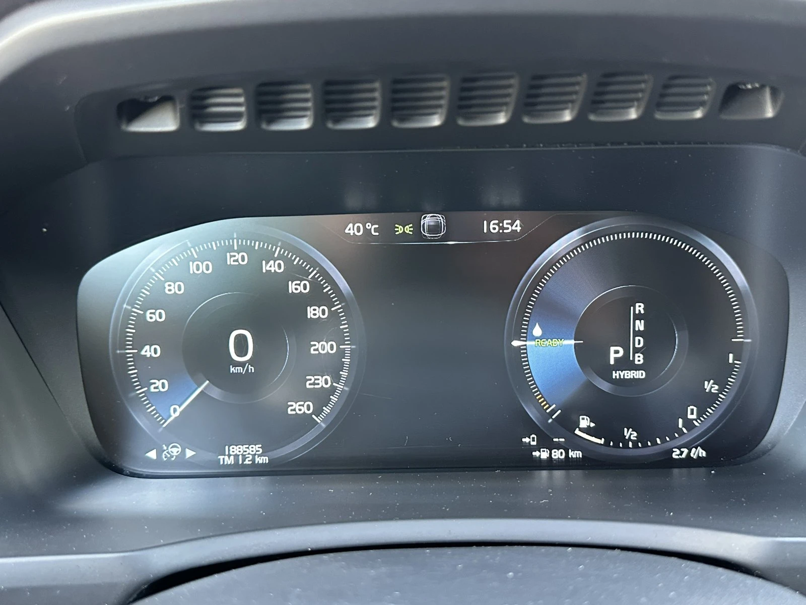 Volvo Xc90 T8 R-Design Plug in Hybrid, снимка 9 - Автомобили и джипове - 55568079