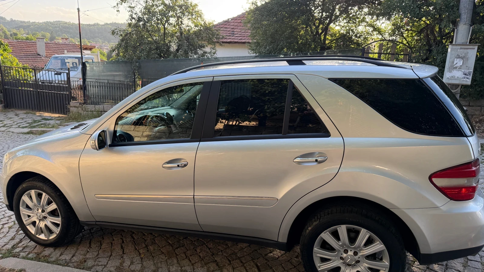 Mercedes-Benz ML 500 W164, снимка 8 - Автомобили и джипове - 55878350