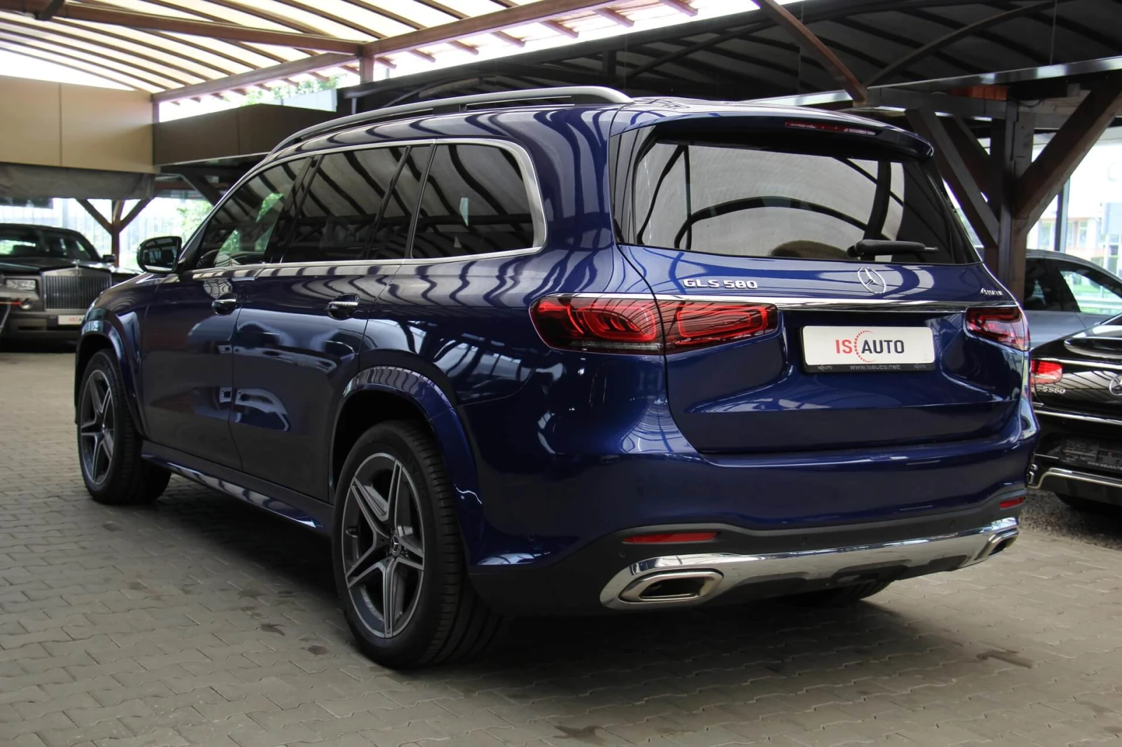 Mercedes-Benz GLS580 AMG/4Matic/Burmester/HuD/Панорама/Обдухване/RSE, снимка 6 - Автомобили и джипове - 55978893