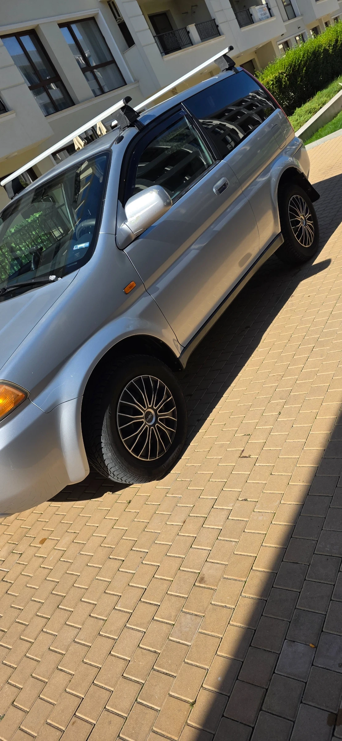 Honda Hr-v, снимка 2 - Автомобили и джипове - 56324681