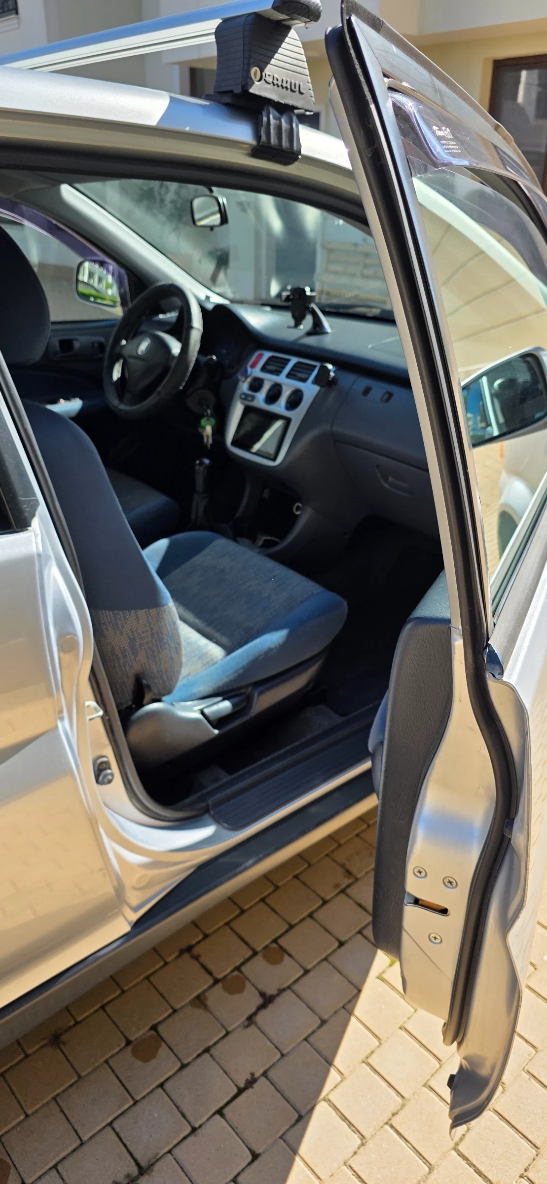 Honda Hr-v, снимка 6 - Автомобили и джипове - 56324681
