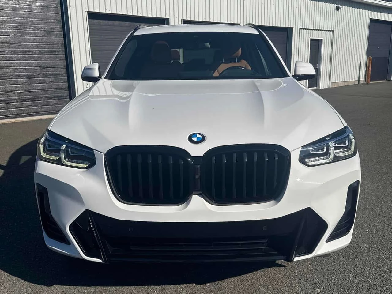 BMW X3 * xDrive30i * CARFAX * HEAD UP * H/K �����   | Mobile.bg � ����������� 6
