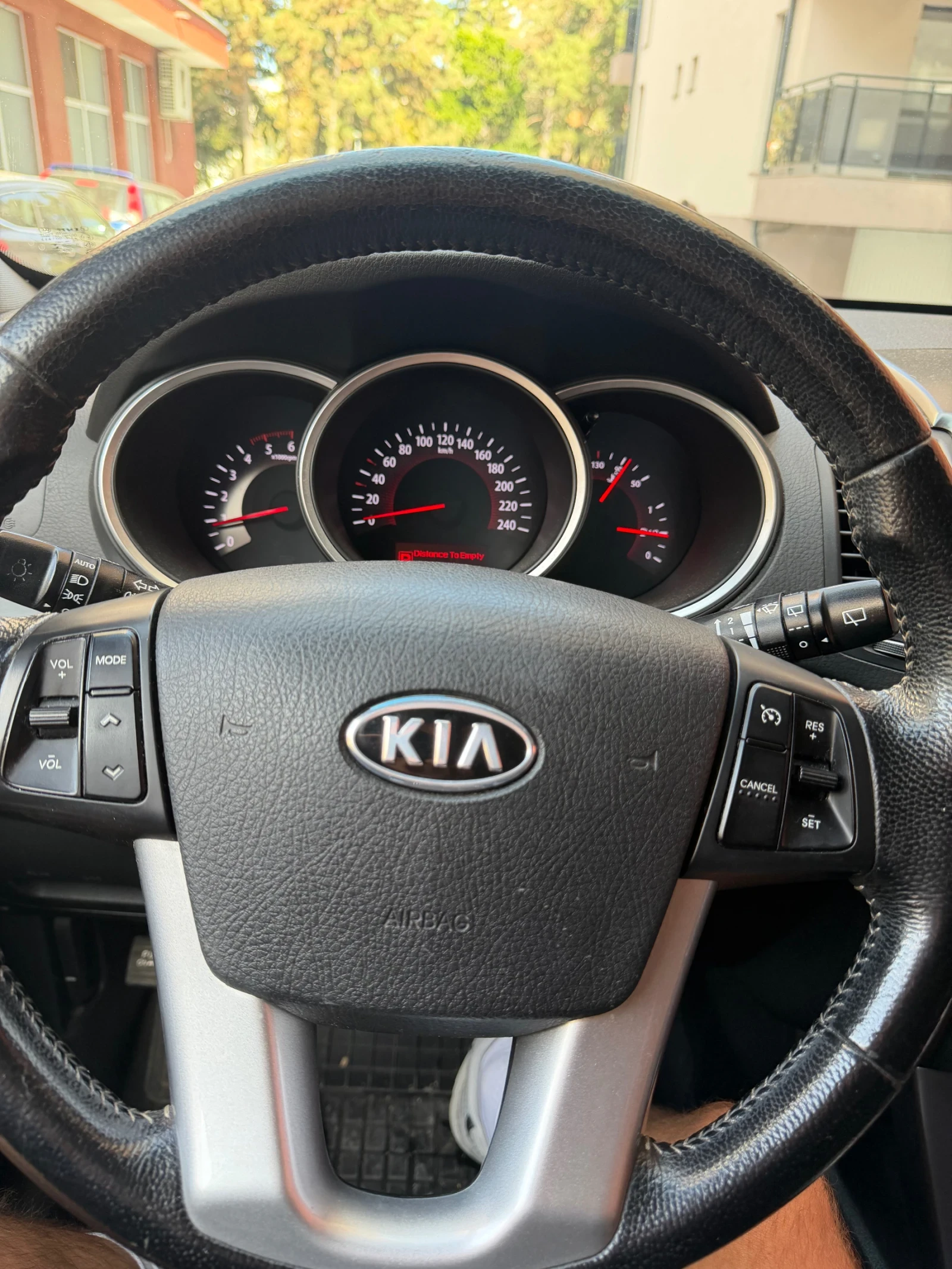 Kia Sorento, снимка 8 - Автомобили и джипове - 56448316
