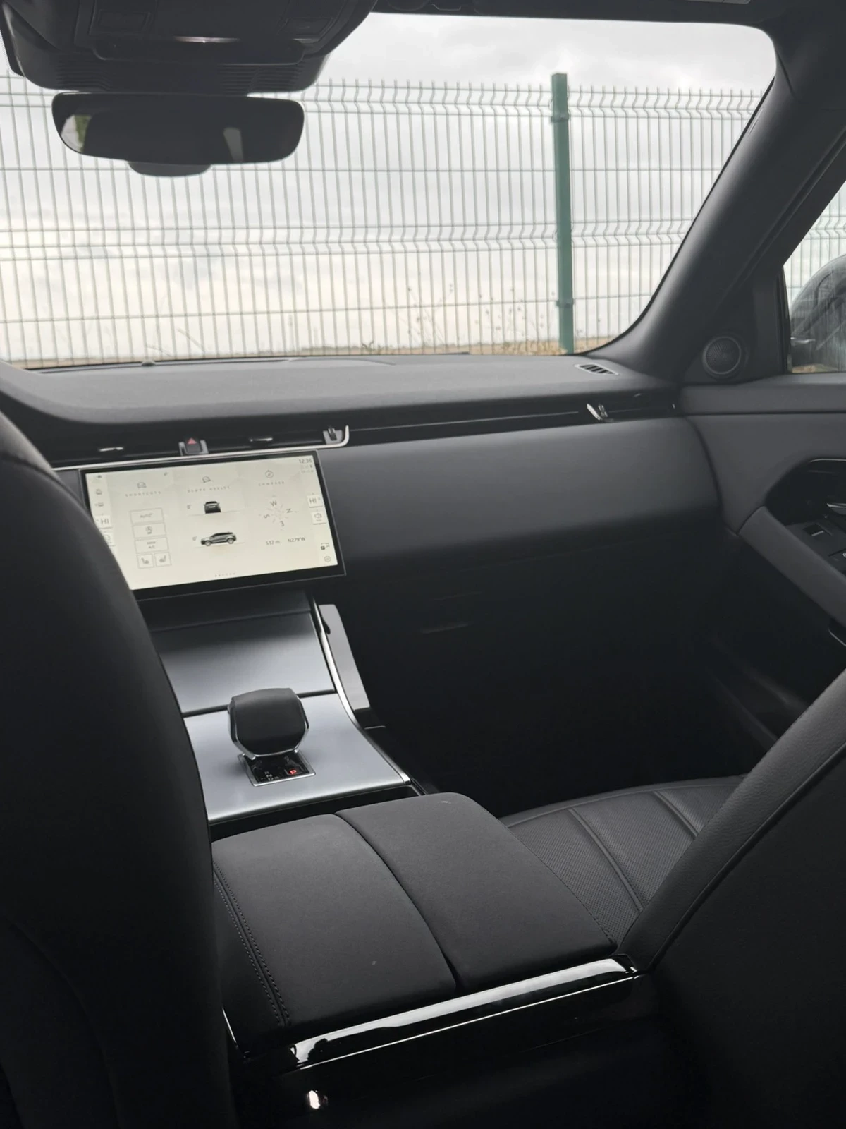 Land Rover Evoque, снимка 11 - Автомобили и джипове - 56655849