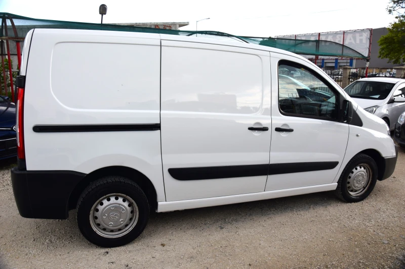 Toyota Proace 1.6HDI 127 000 км. Реални!!!, снимка 7 - Бусове и автобуси - 50472841