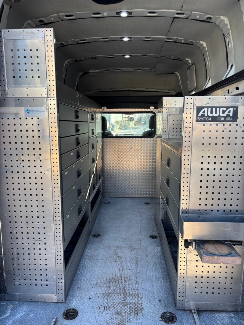 Renault Trafic Работилница 12V/220V, снимка 9 - Бусове и автобуси - 52802728