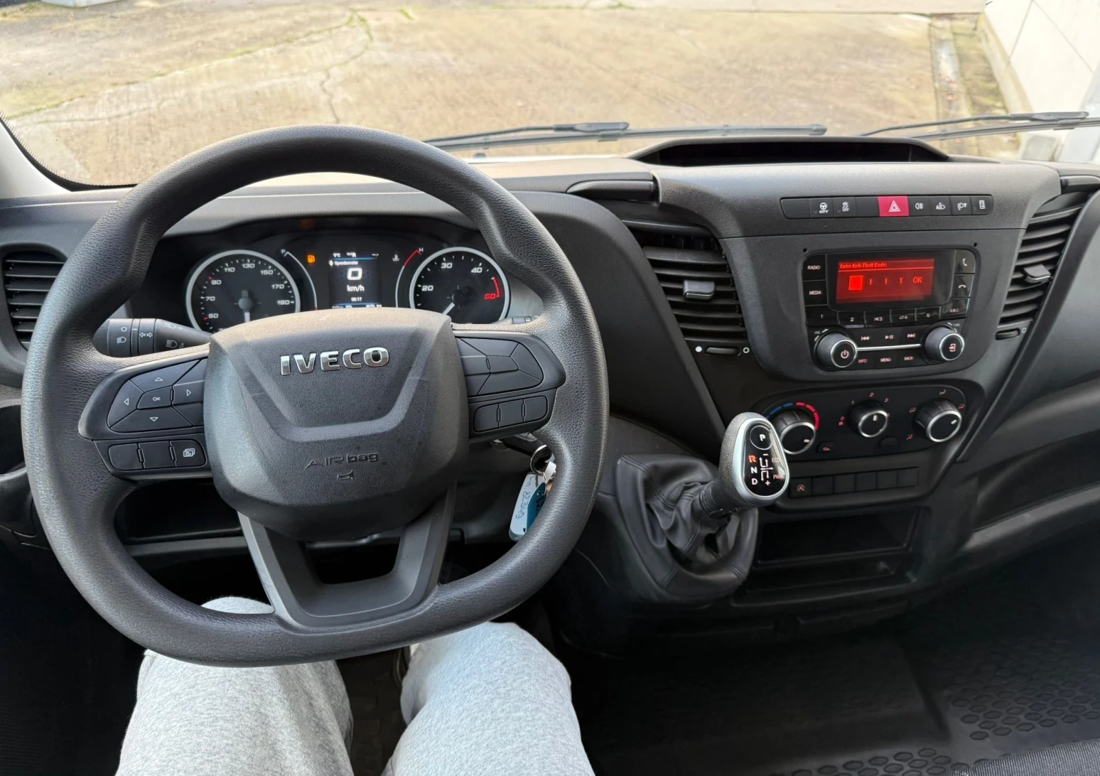 Iveco 35s16 Двойна гума 35-160 - изображение 6