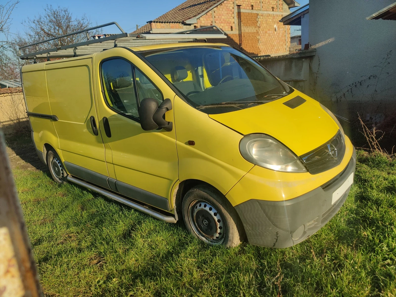 Opel Vivaro 2.0 CDTI климатик, снимка 2 - Бусове и автобуси - 54061678