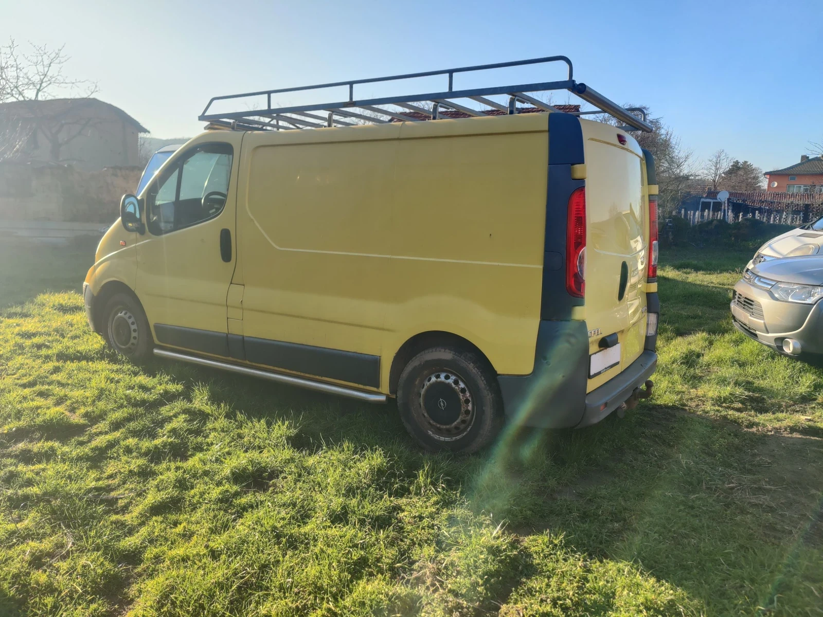 Opel Vivaro 2.0 CDTI климатик, снимка 6 - Бусове и автобуси - 54061678