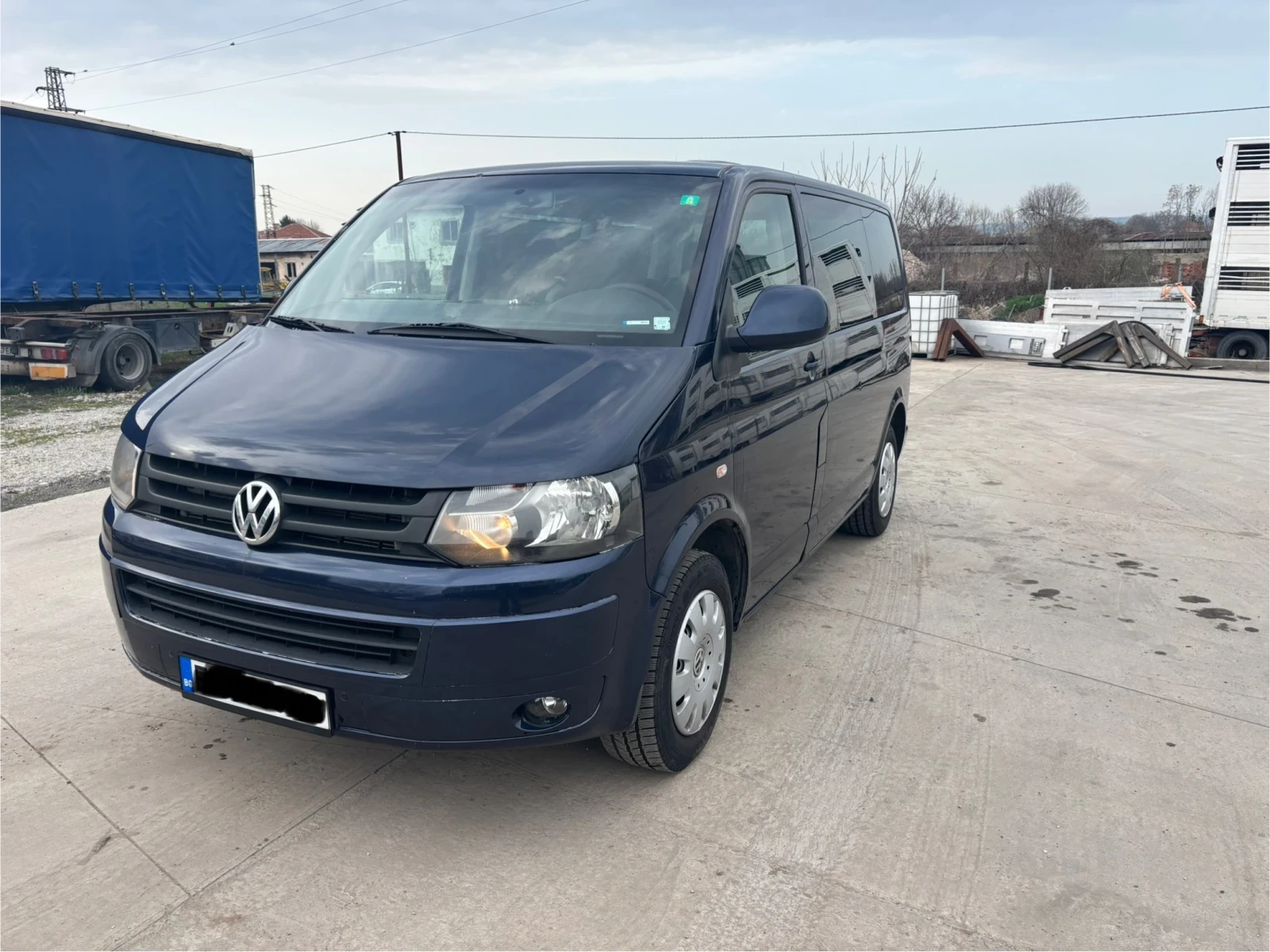 VW Caravelle, снимка 2 - Бусове и автобуси - 56338706