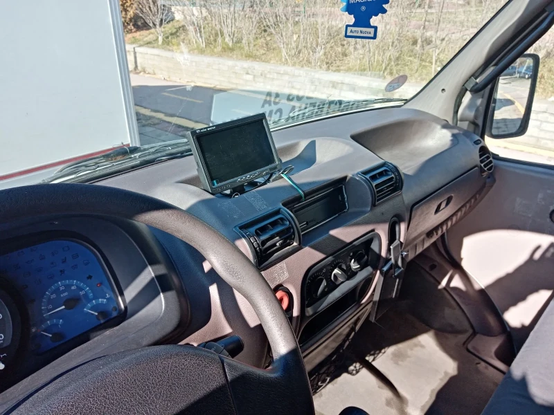 Renault Mascott 2.8 iveco , снимка 11 - Камиони - 53235163