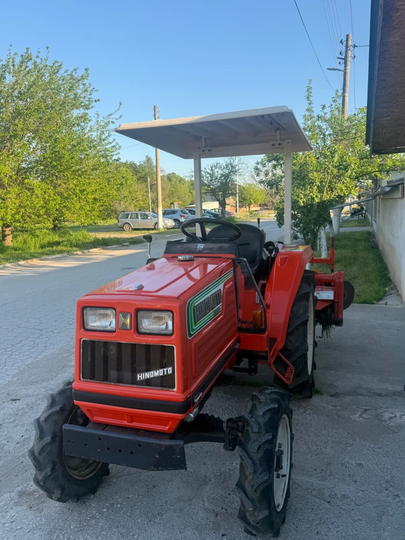 Трактор Hinomoto, снимка 2 - Селскостопанска техника - 52381209