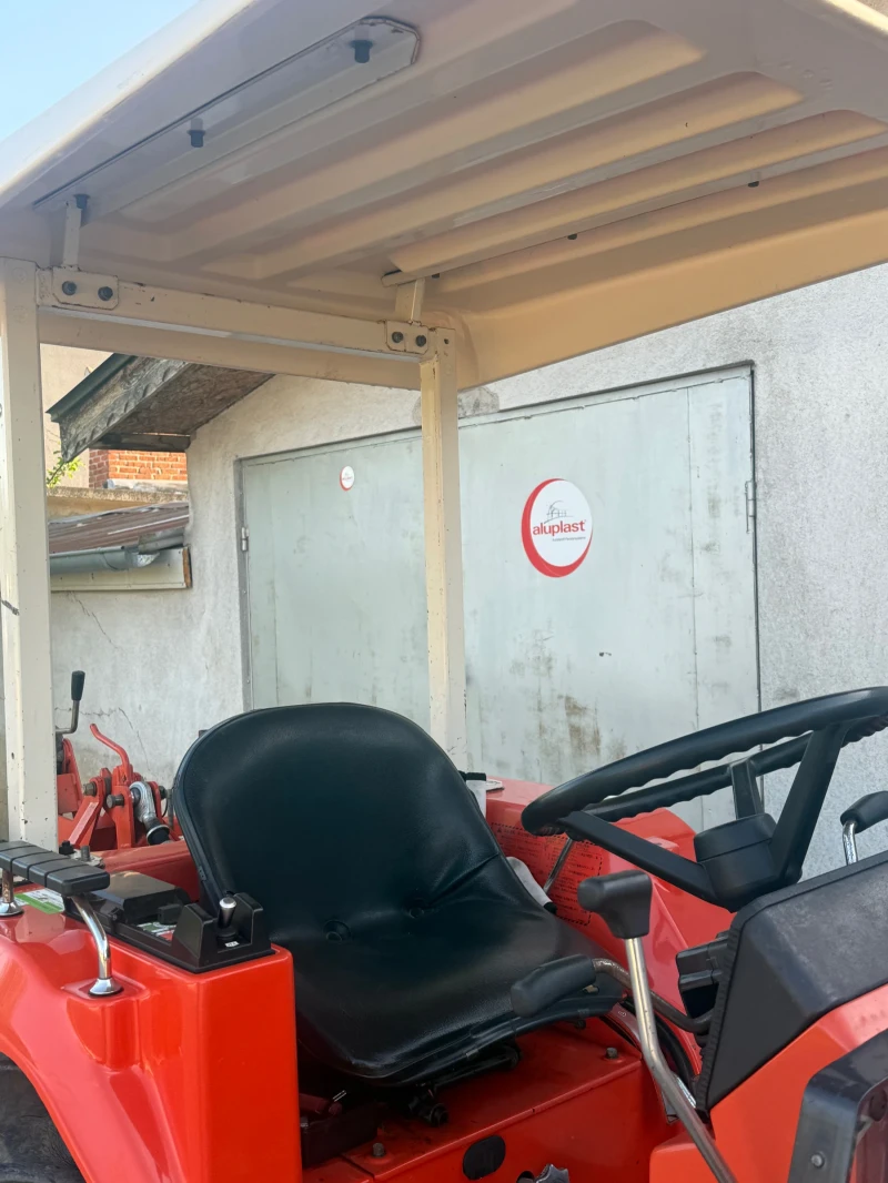 Трактор Hinomoto, снимка 7 - Селскостопанска техника - 52381209