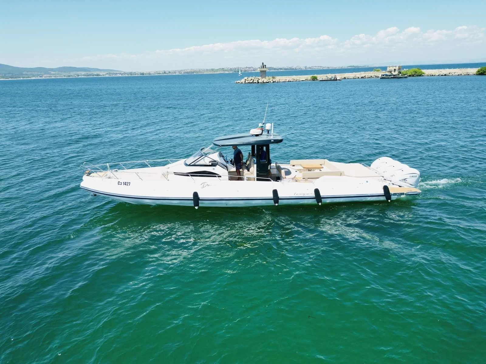 Моторна яхта Capelli 50, снимка 6 - Воден транспорт - 54149951