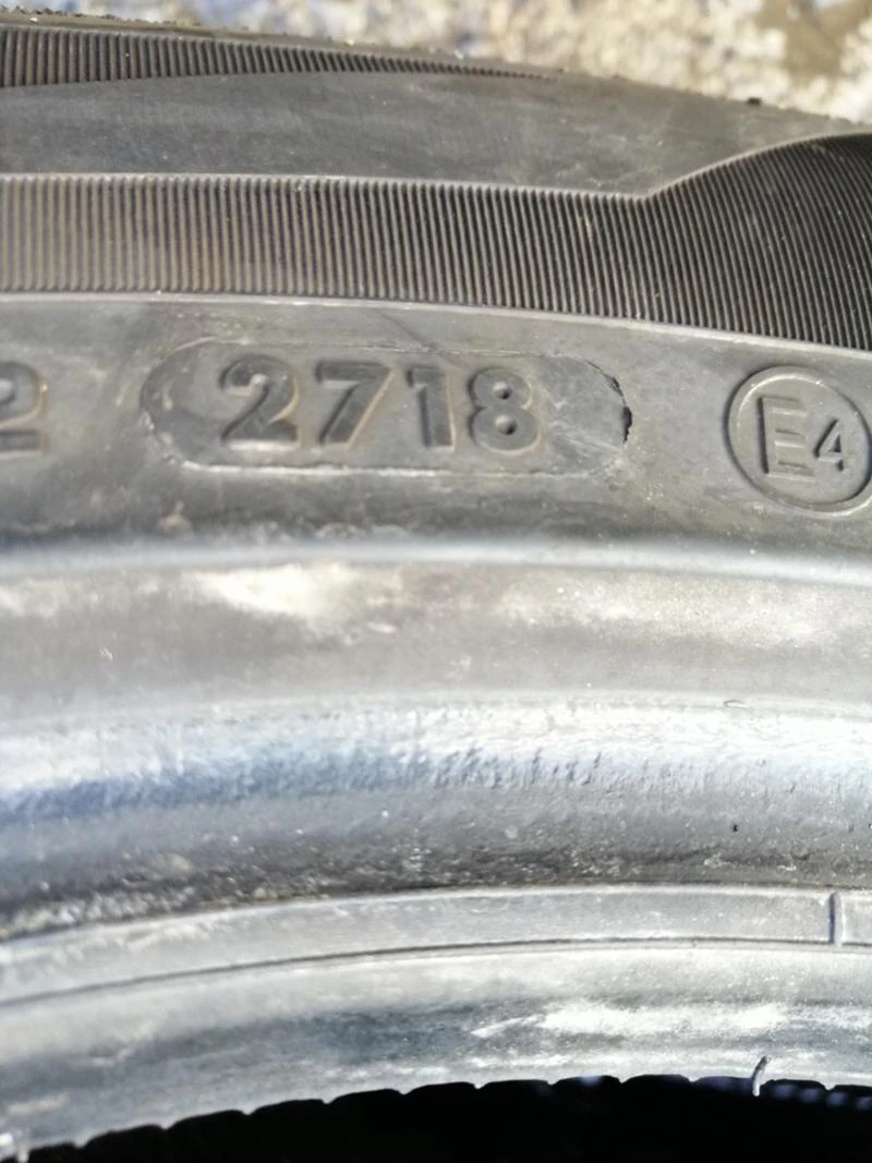 Гуми Зимни 235/65R17, снимка 6 - Гуми и джанти - 35133725