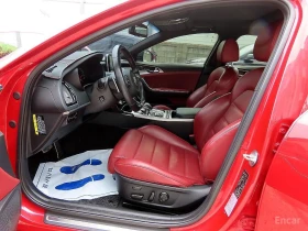 Kia Stinger 3.3* GT* TURBO* ОБДУХВАНЕ* ХЕДЪП* КАМЕРА* , снимка 13