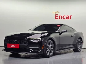 ������ Ford Mustang