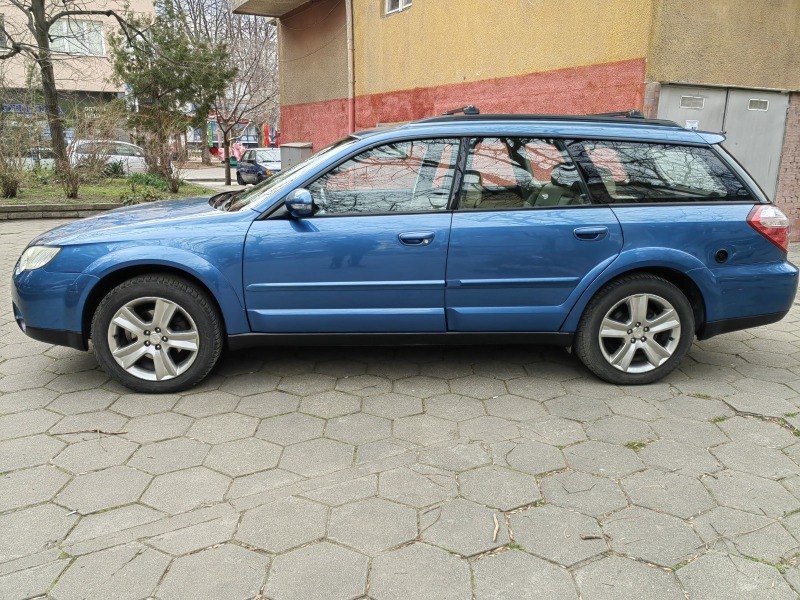 Subaru Outback 2.5i, снимка 4 - Автомобили и джипове - 45046281