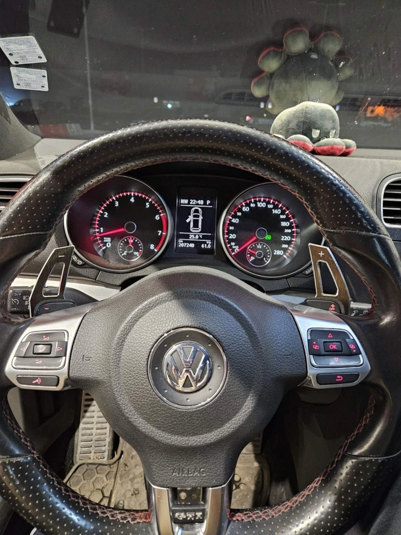 VW Golf 2.0 GTI 200k.c, снимка 9 - Автомобили и джипове - 46496229