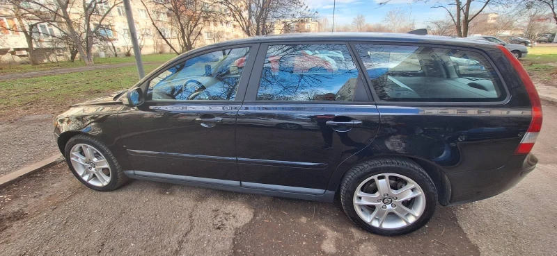 Volvo V50 2.0d, снимка 3 - Автомобили и джипове - 48865550