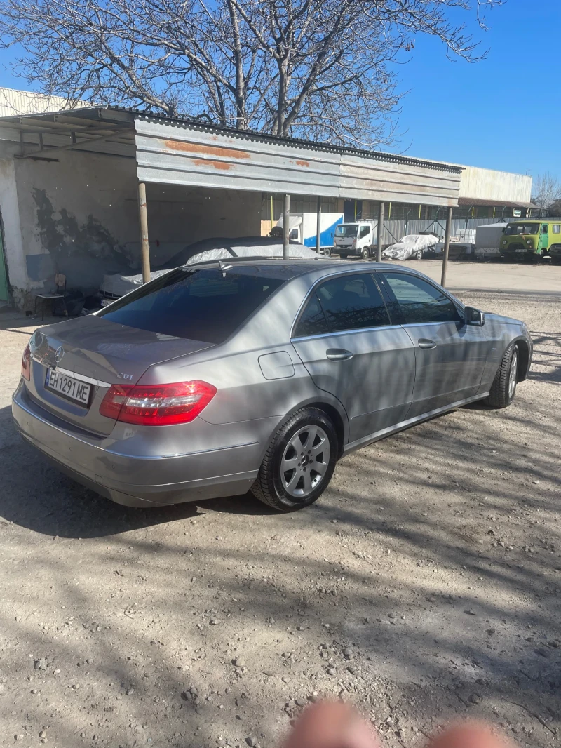 Mercedes-Benz E 220 W212, снимка 4 - Автомобили и джипове - 49441287