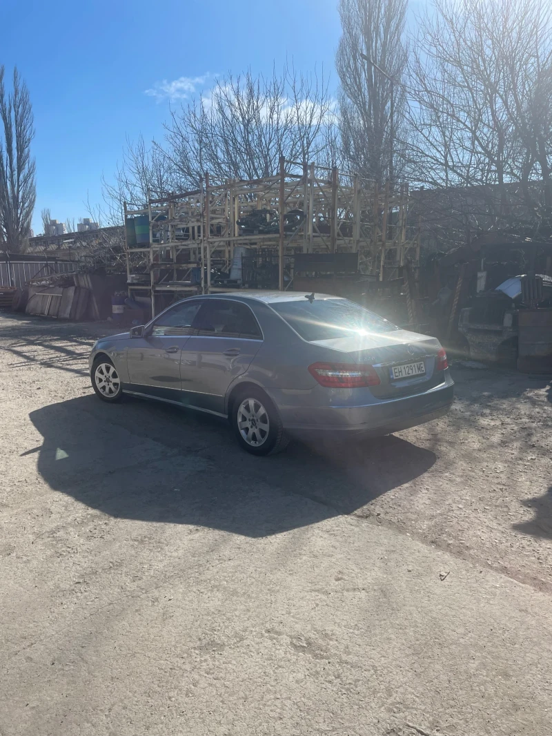 Mercedes-Benz E 220 W212, снимка 2 - Автомобили и джипове - 49441287