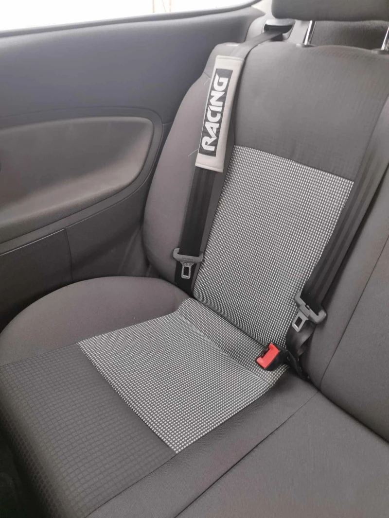 Seat Ibiza, снимка 4 - Автомобили и джипове - 52347637