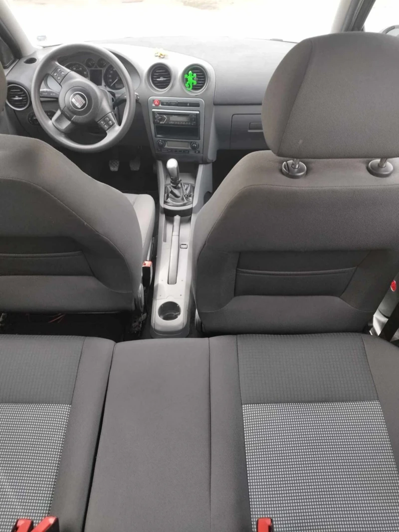 Seat Ibiza, снимка 3 - Автомобили и джипове - 52347637