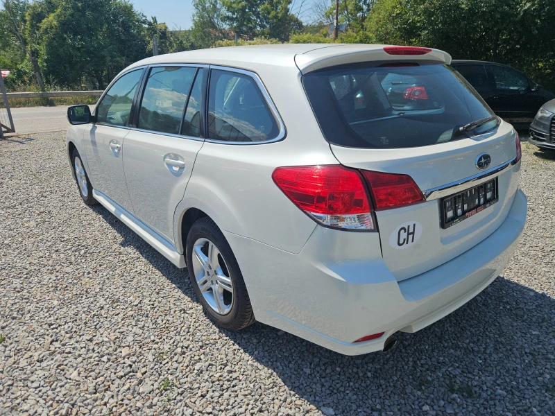 Subaru Legacy 2.0 AWD/150k.c, снимка 8 - Автомобили и джипове - 51339867