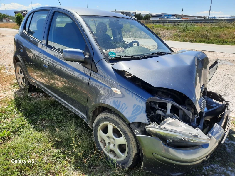 Toyota Yaris 1.0 бензин, За ЧАСТИ, КЛИМАТИК , снимка 5 - Автомобили и джипове - 52418688