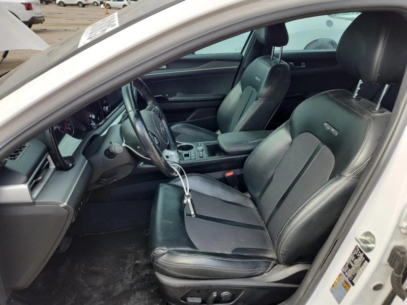 Kia K5 GT, снимка 11 - Автомобили и джипове - 52806632