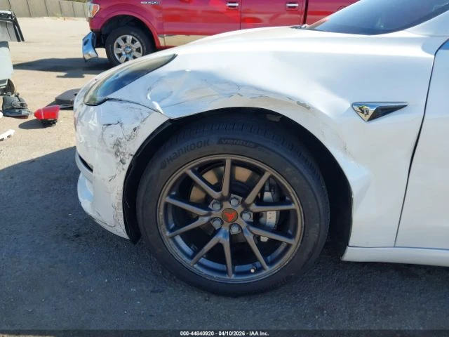 Tesla Model 3 Standard Range Plus, снимка 15 - Автомобили и джипове - 54489382