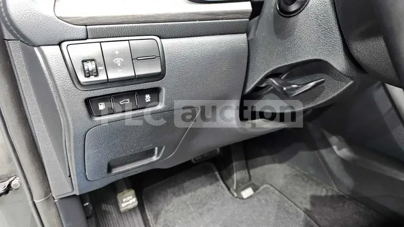Kia K7, снимка 13 - Автомобили и джипове - 55034902