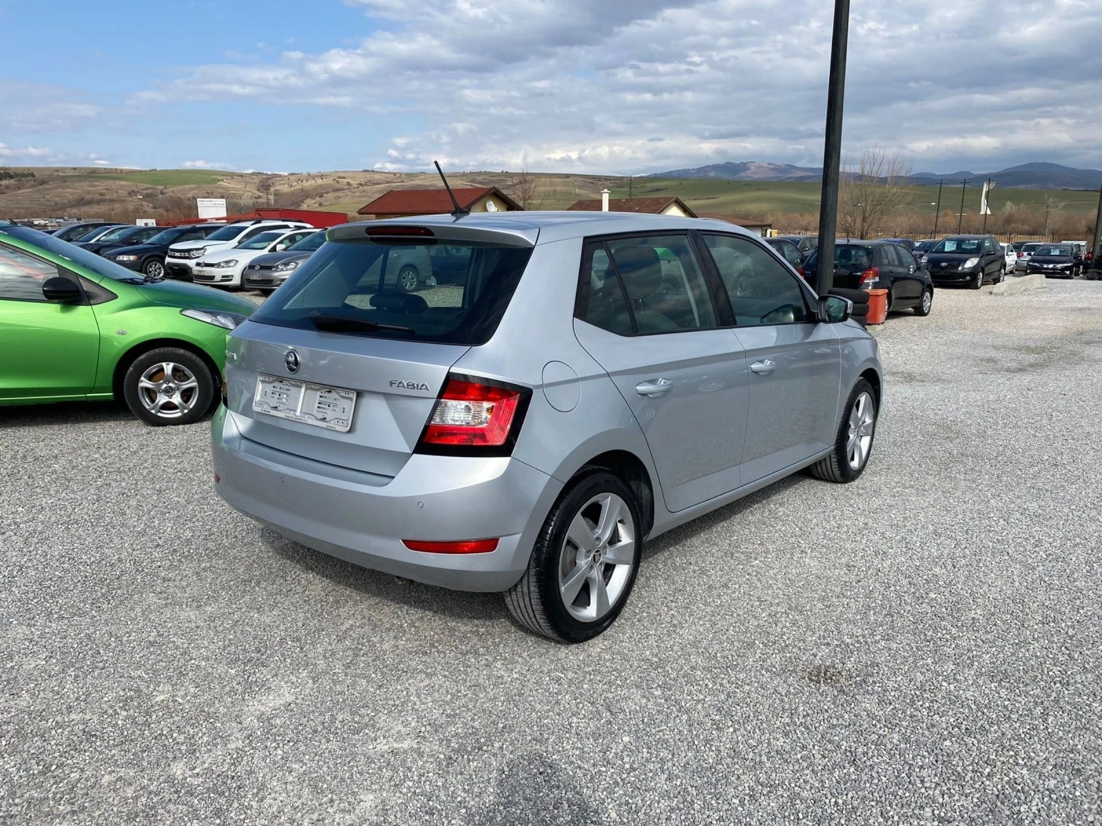 Skoda Fabia 1.0i-gpl - изображение 6