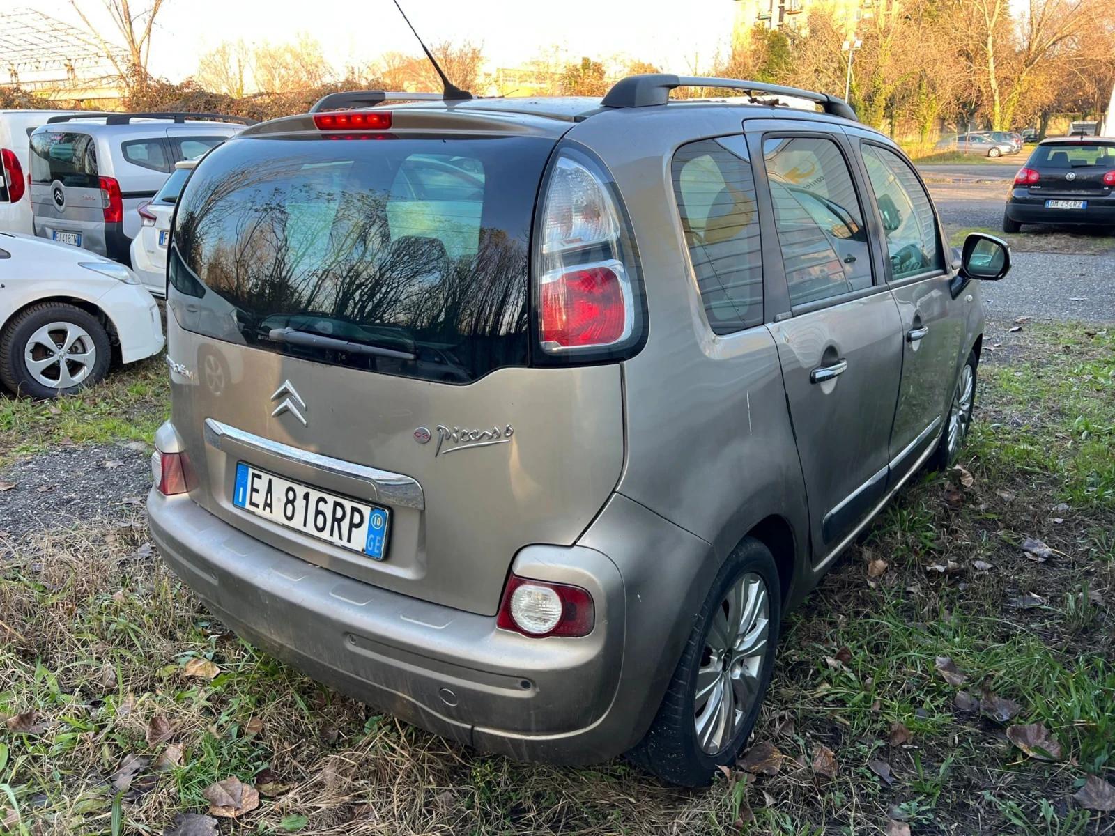 Citroen C3 Picasso 1.6 HDi 90 kc - изображение 5