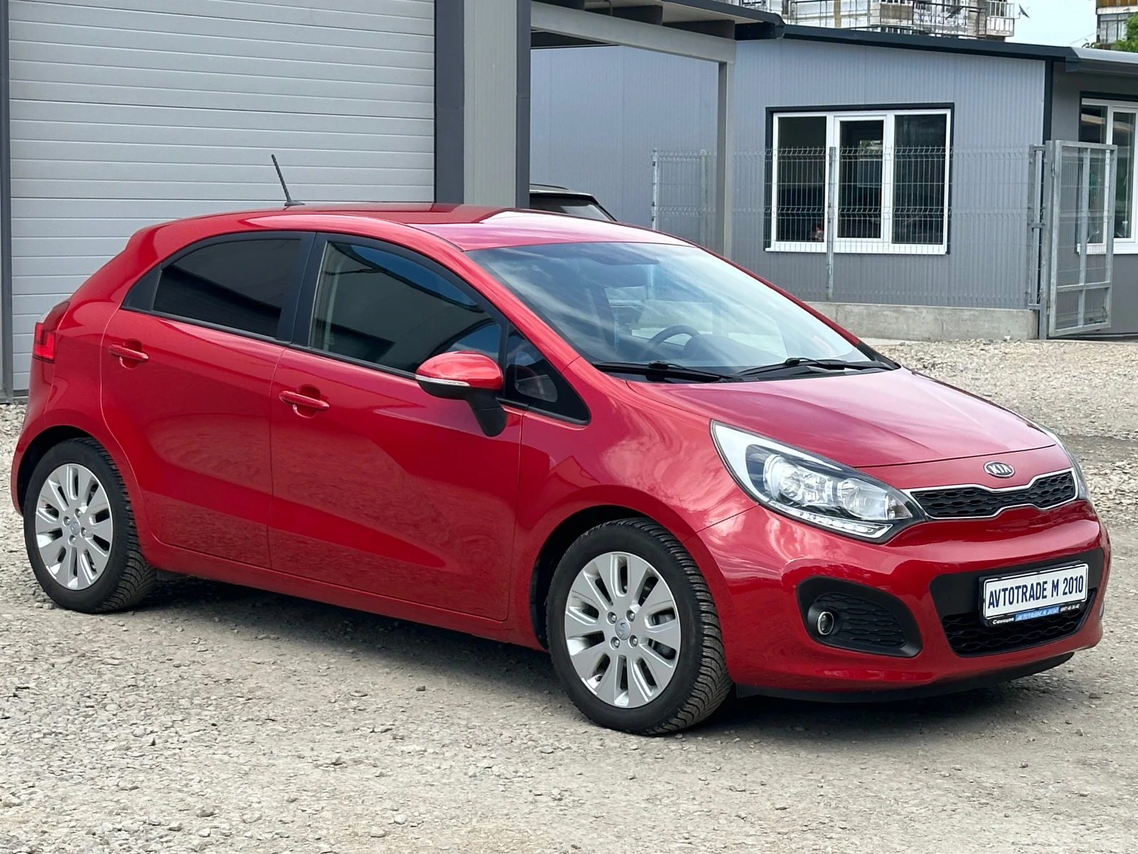 Kia Rio BENZIN_GAZ* FULL* NAVI* KAMERA - изображение 3