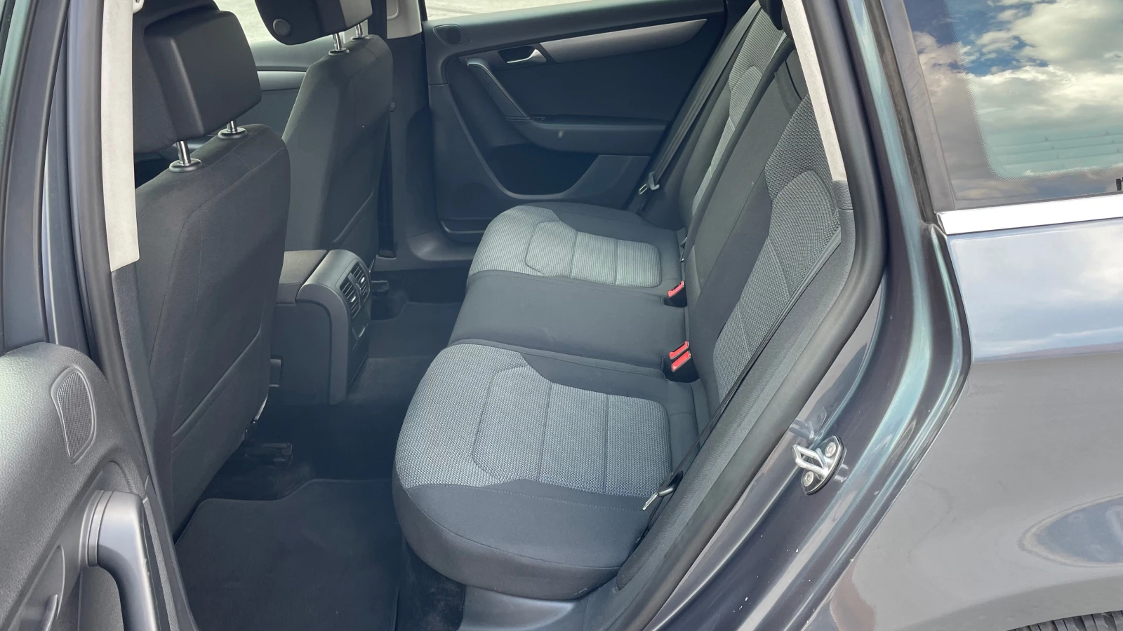 VW Passat 2.0tdi NAVI | Mobile.bg — изображение 15