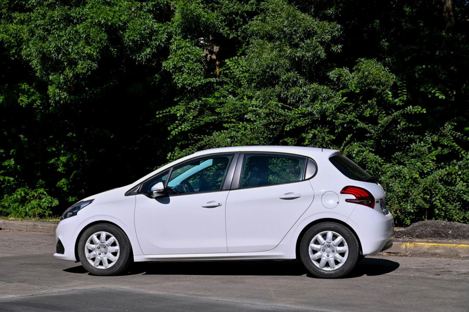 Peugeot 208  - изображение 5