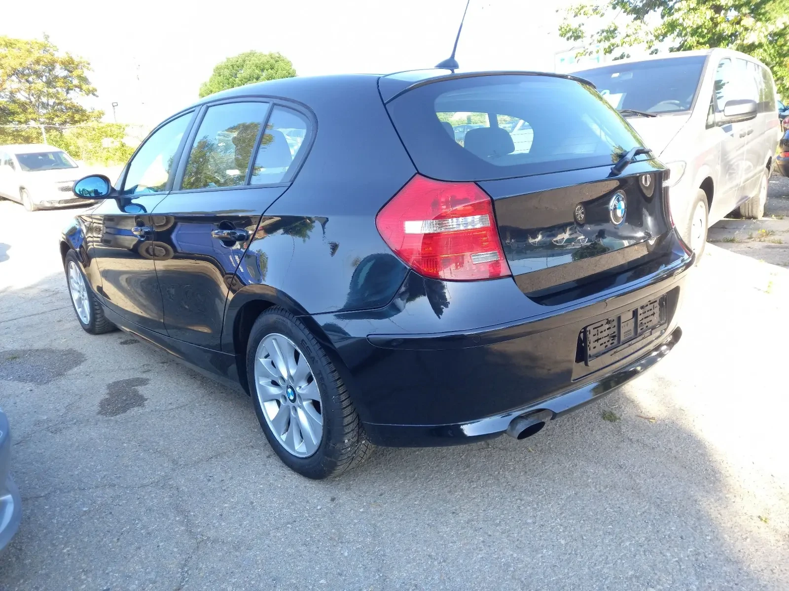 BMW 118 2.0i 143k.c.FACELIFT - изображение 3