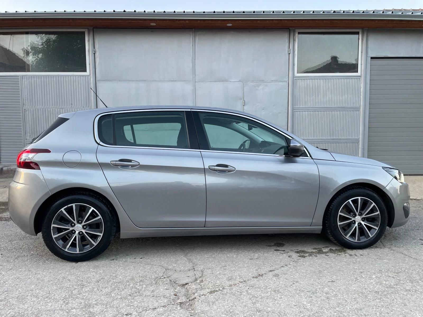 Peugeot 308 2.0 HDi 150 HP - изображение 4