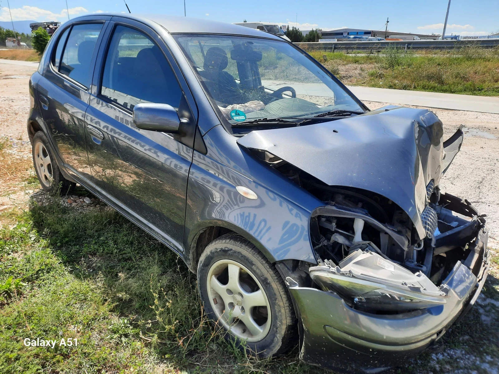 Toyota Yaris 1.0 бензин, КЛИМАТИК  - изображение 5