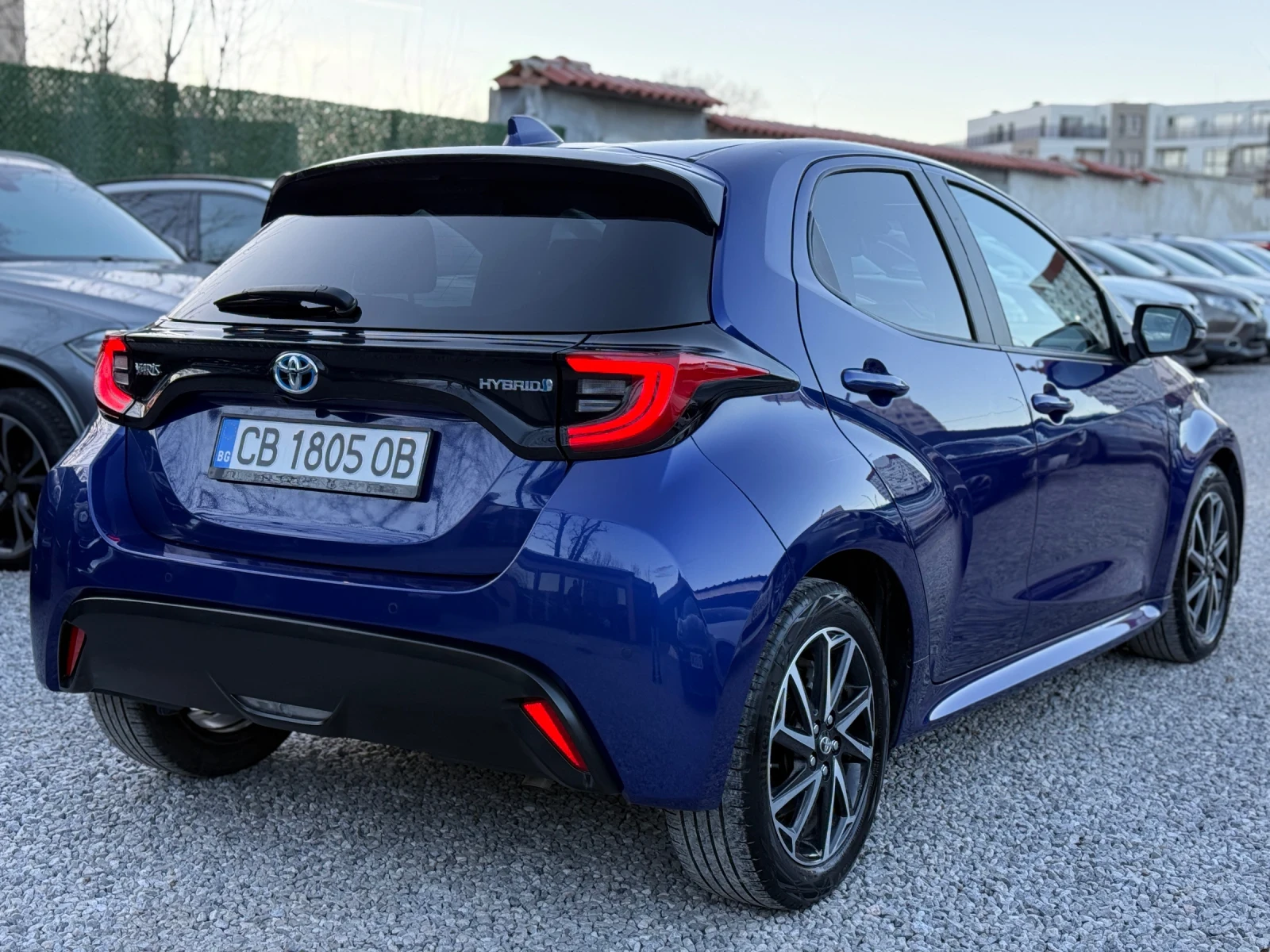 Toyota Yaris 1.5HYBRID/FULL LED - изображение 7