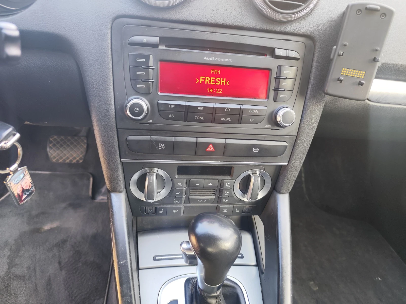 Audi A3 2.0tdi DSG реални км!, снимка 14 - Автомобили и джипове - 53773761